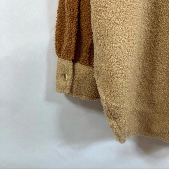 12TH TRIBE x THESALTYBLONDE Two Toned Shacket - Small - Picture 6 of 8